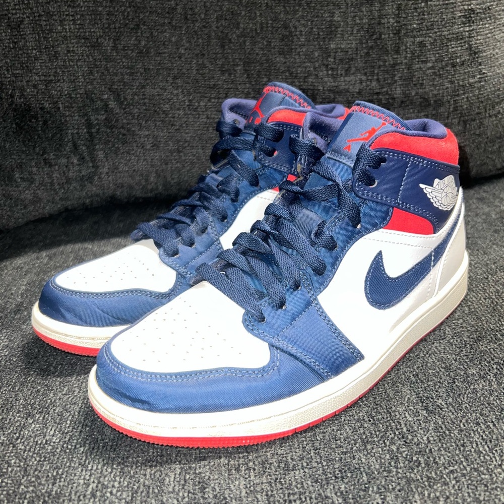 Jordan Men’s Mid-Top Sneakers in Navy/White/Red